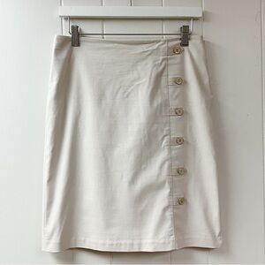 J. McLaughlin Woman Serina Beige Pencil Skirt Side Buttons Zip Lined Size 6 EUC